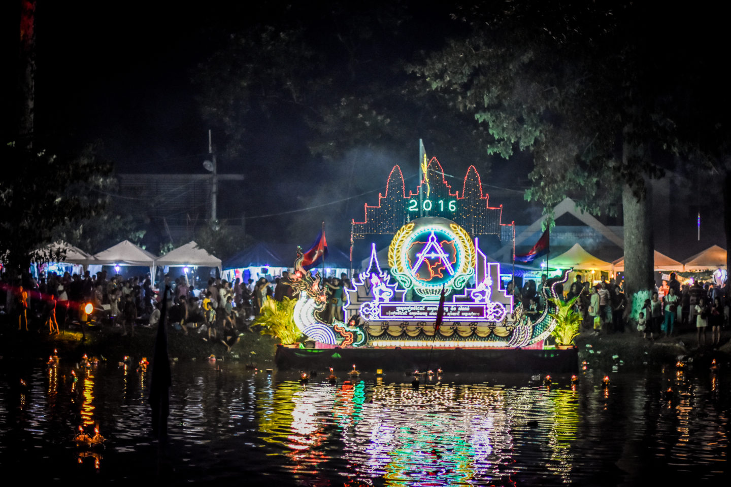 Bon Om Touk Cambodian Water Festival cherrielynn